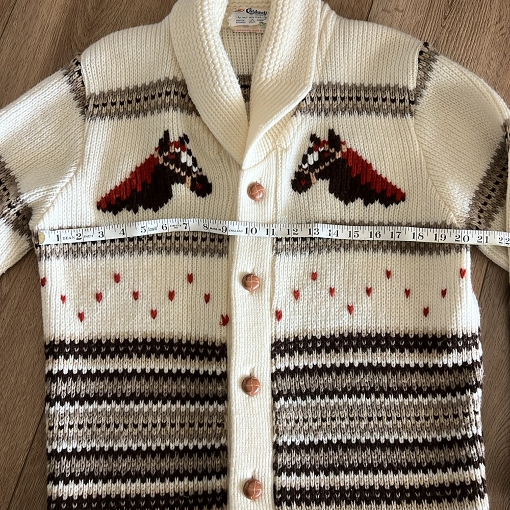 AMAZING Vintage Horse Sweater - Picture 3 of 9